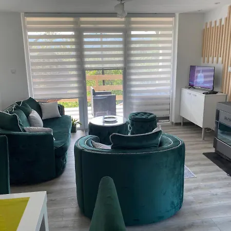 Appartement Stari Hrast 2 *