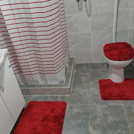 Stari Hrast 2 * Prolomska Banja