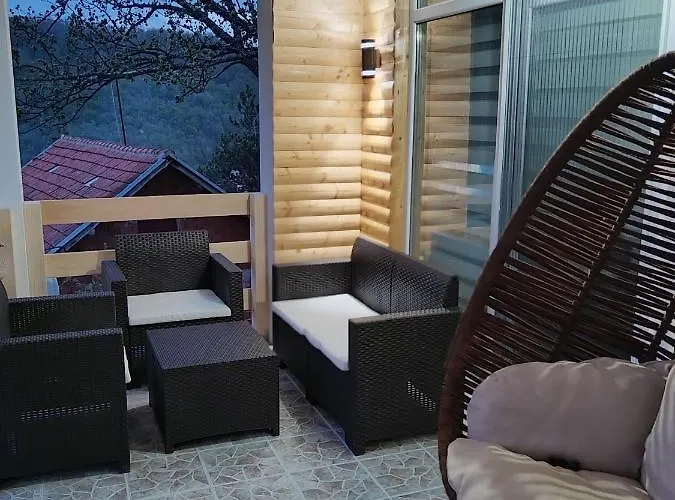 Lägenhet Stari Hrast 2