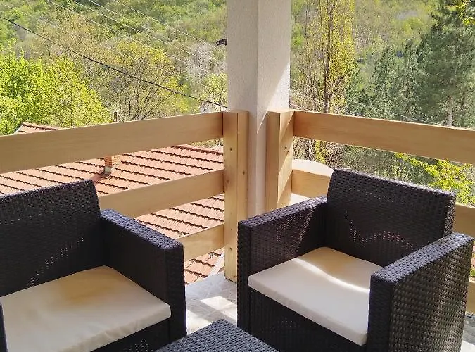 Lägenhet Stari Hrast 2 *